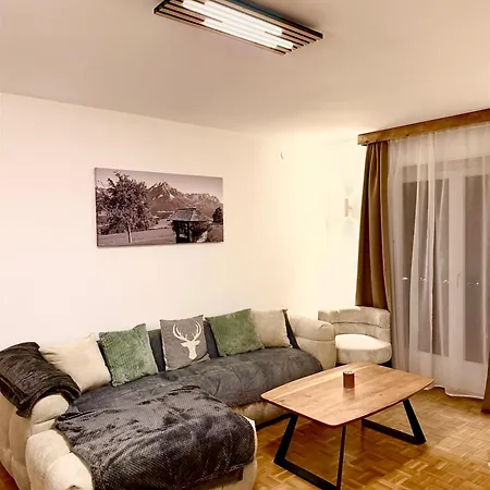 Gruber Alpin Living Feriehus Söll